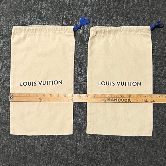 Louis Vuitton Drawstring 2 Dustbags - smaller handbag, pouch, SLGs, shoes/slides - Picture 3 of 9